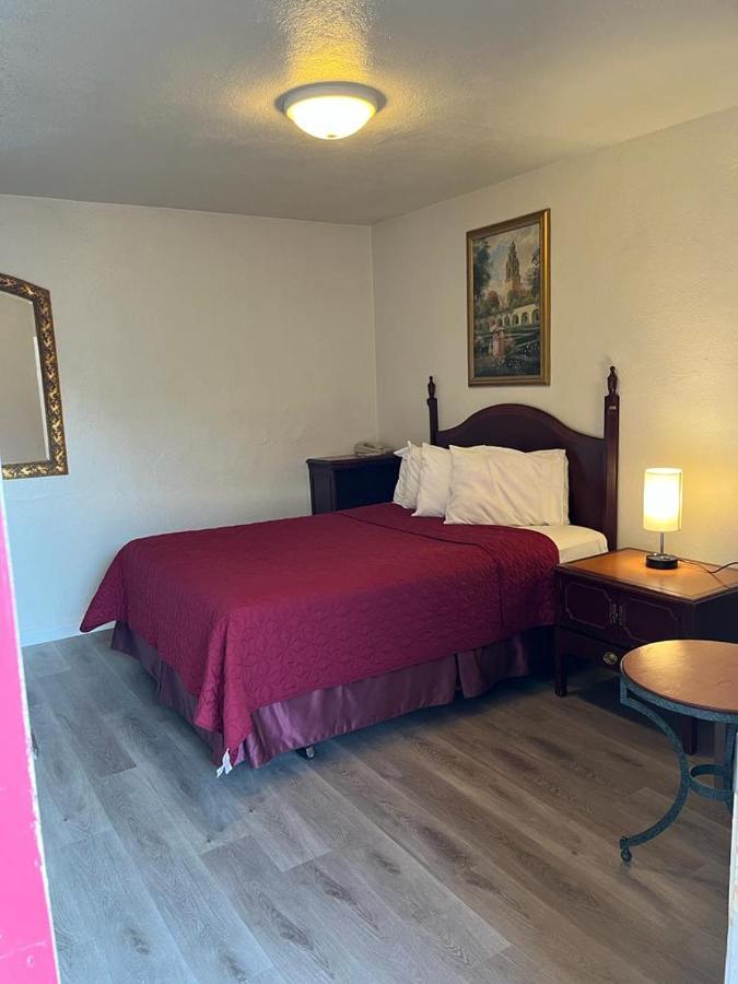 Economy Inn Paso Robles Exterior foto